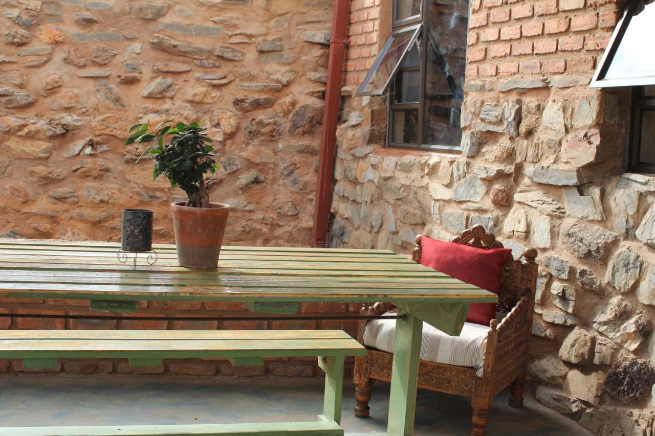 Otavi Vineyards Self-Catering & Camping מראה חיצוני תמונה